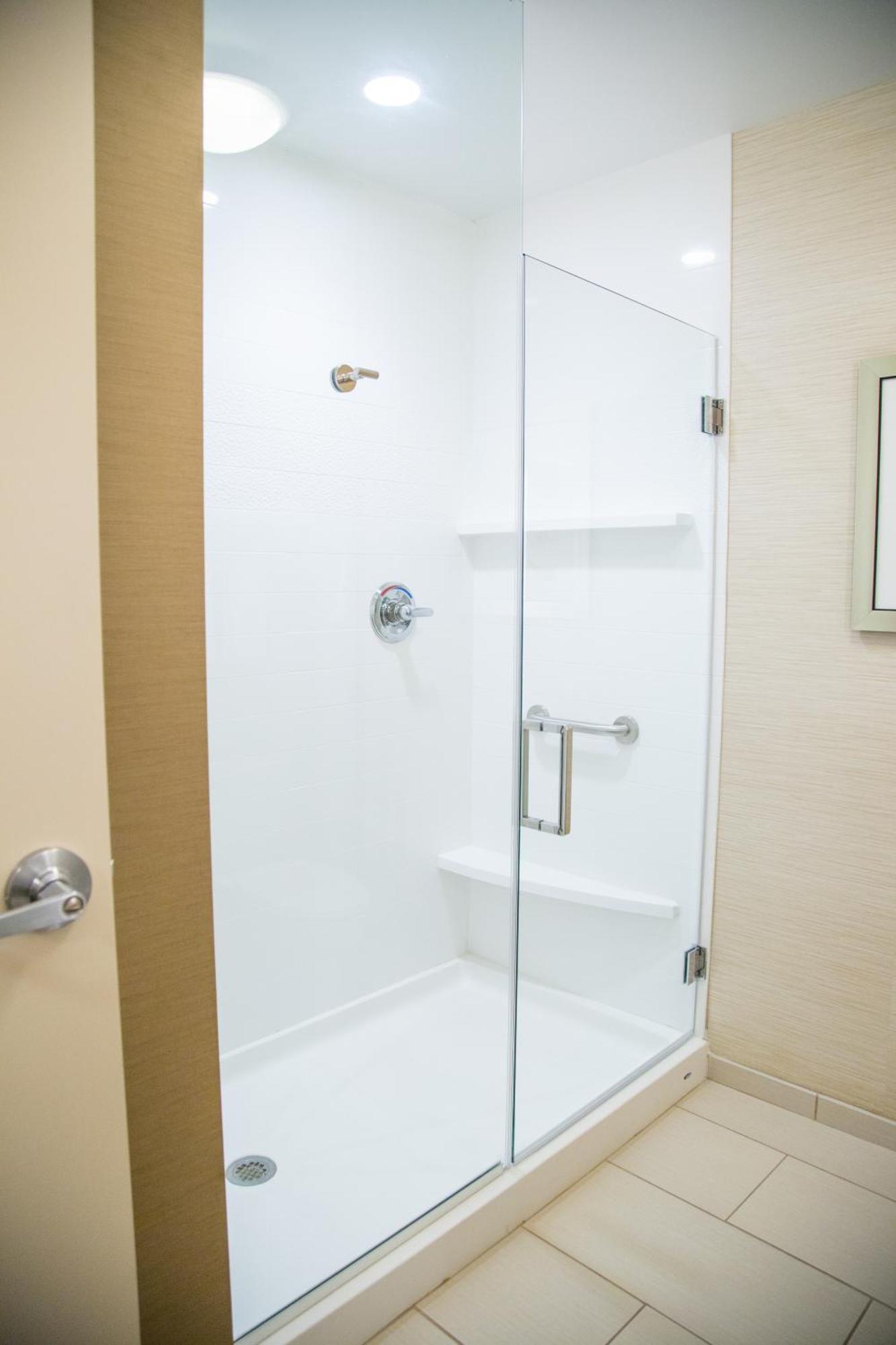 Hotel Fairfield & By Marriott 3*