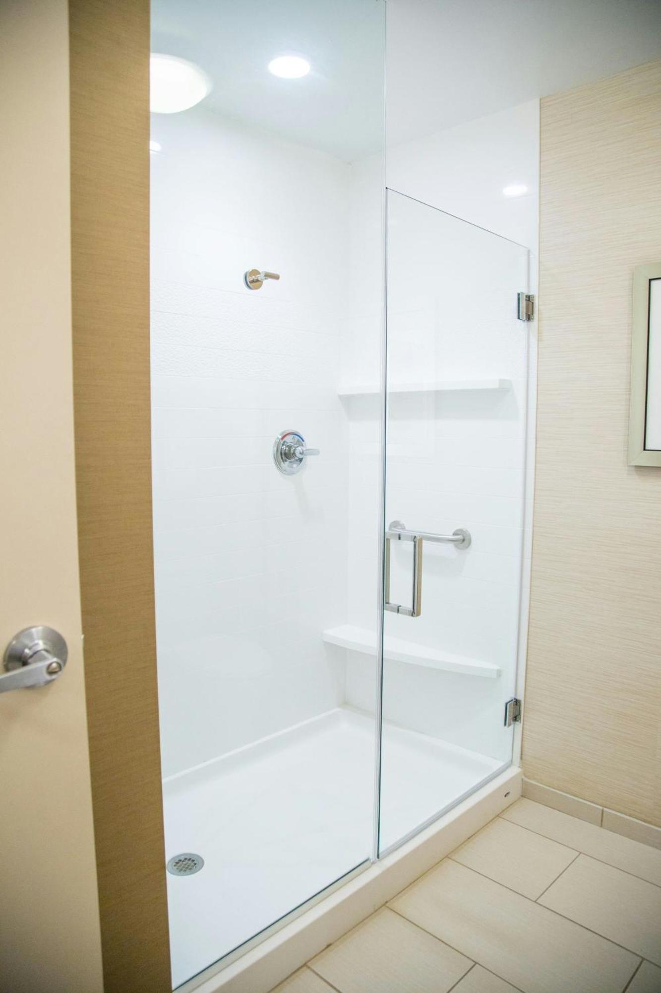 Hotel Fairfield & By Marriott