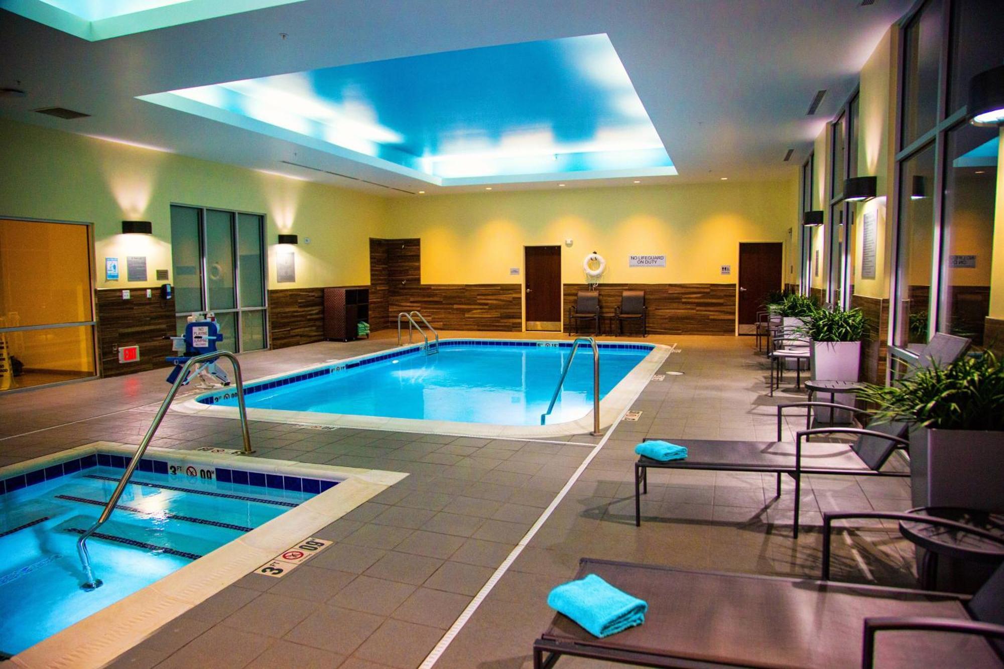 Fairfield & By Marriott 3*