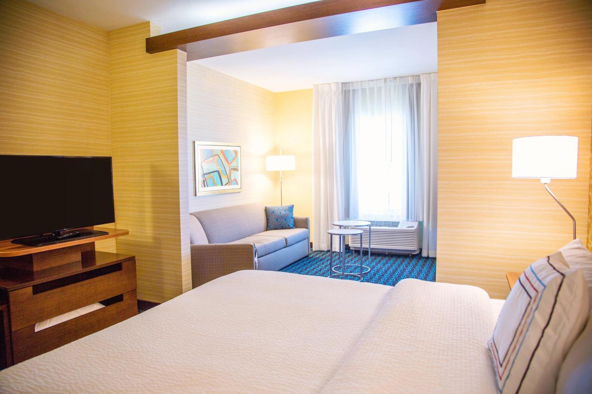Fairfield & By Marriott Hotel 3*